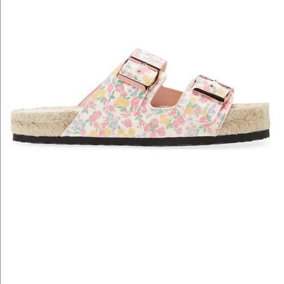 LoveShack Fancy Sandals - Picture 2 of 7